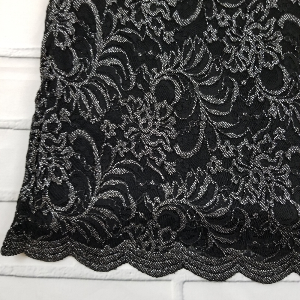 Black Metallic Bell Sleeves Flocked Lace Dress - Picture 6 of 8